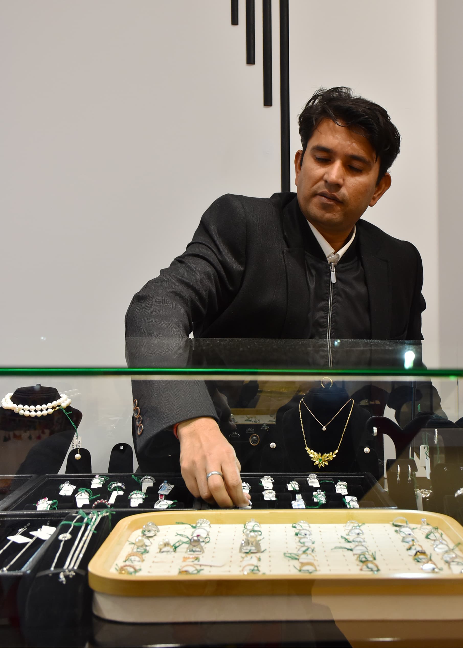 Raj Namdev in Brugge Diamond Gallery