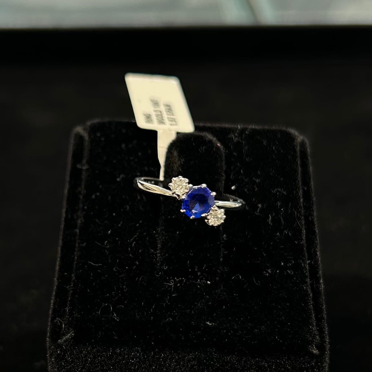 White Gold Diamond & Tanzanite Ring