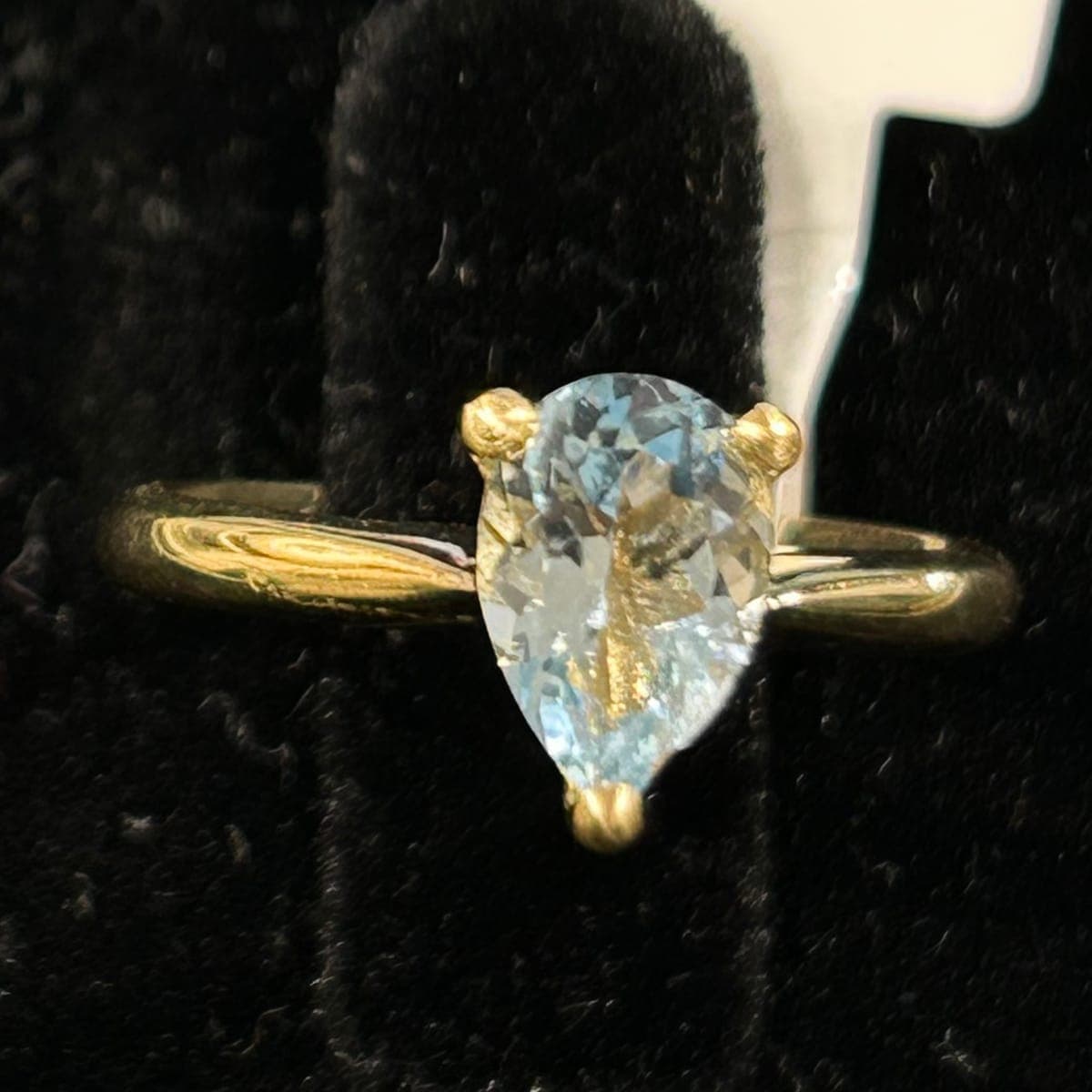 Yellow Gold Aquamarine Ring