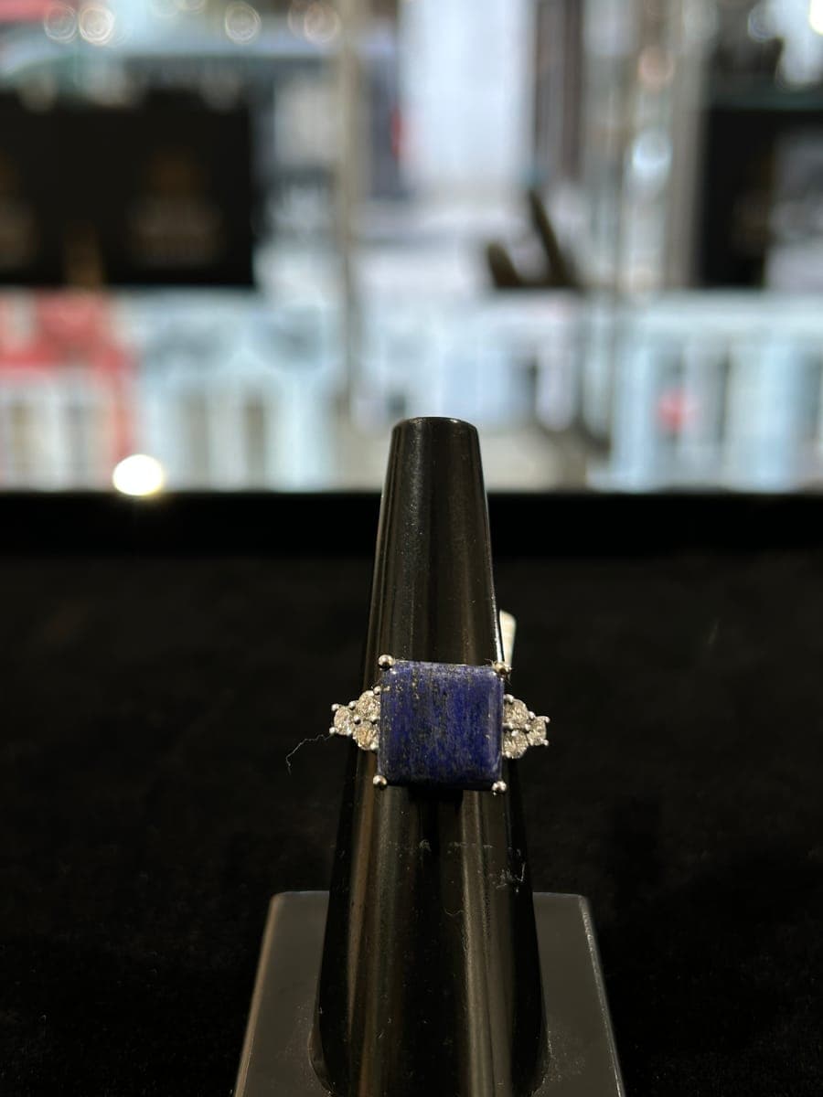 White Gold Lapis Lazuli & Diamond Ring