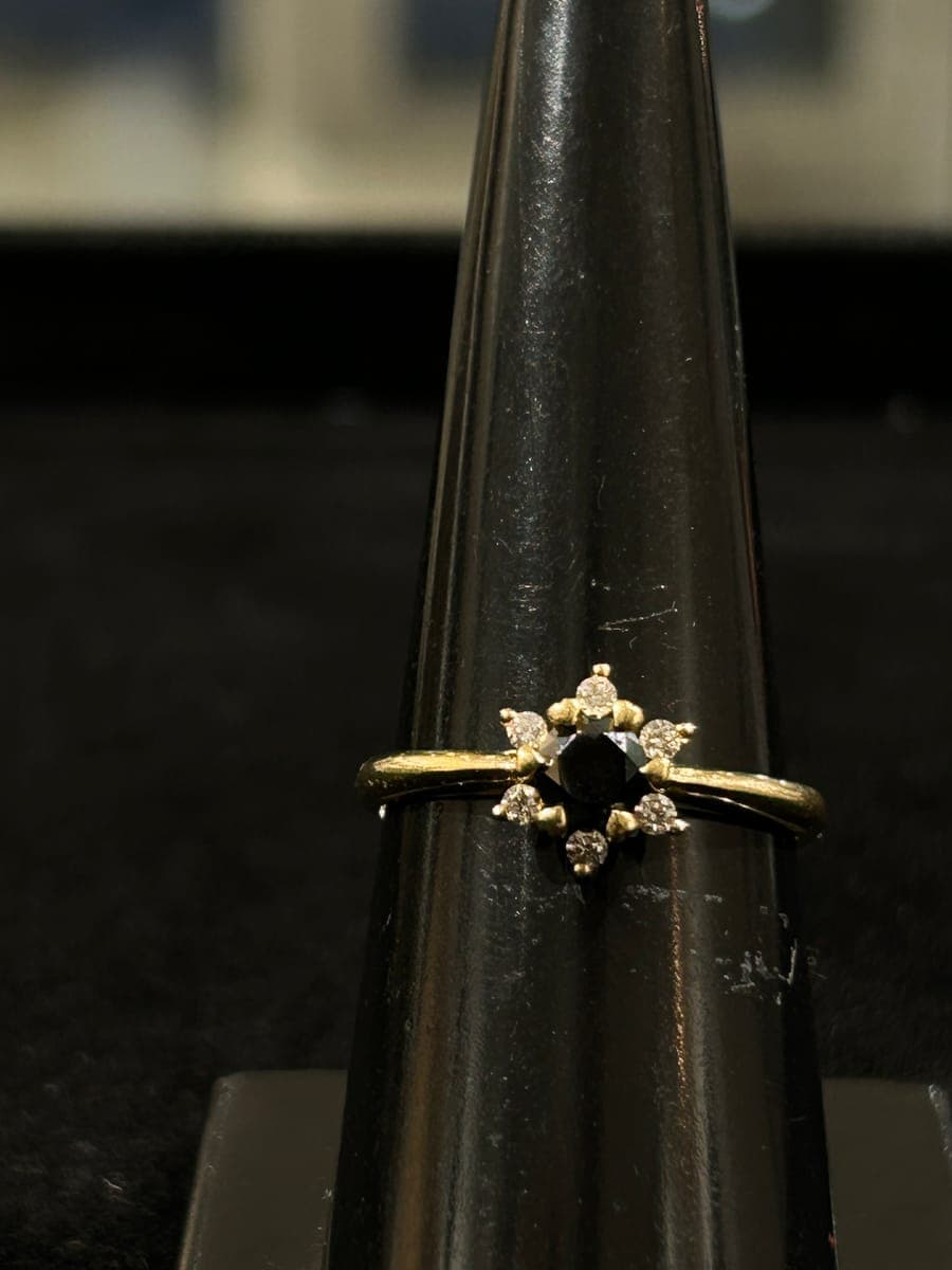 Yellow Gold Diamond & Sapphire Ring