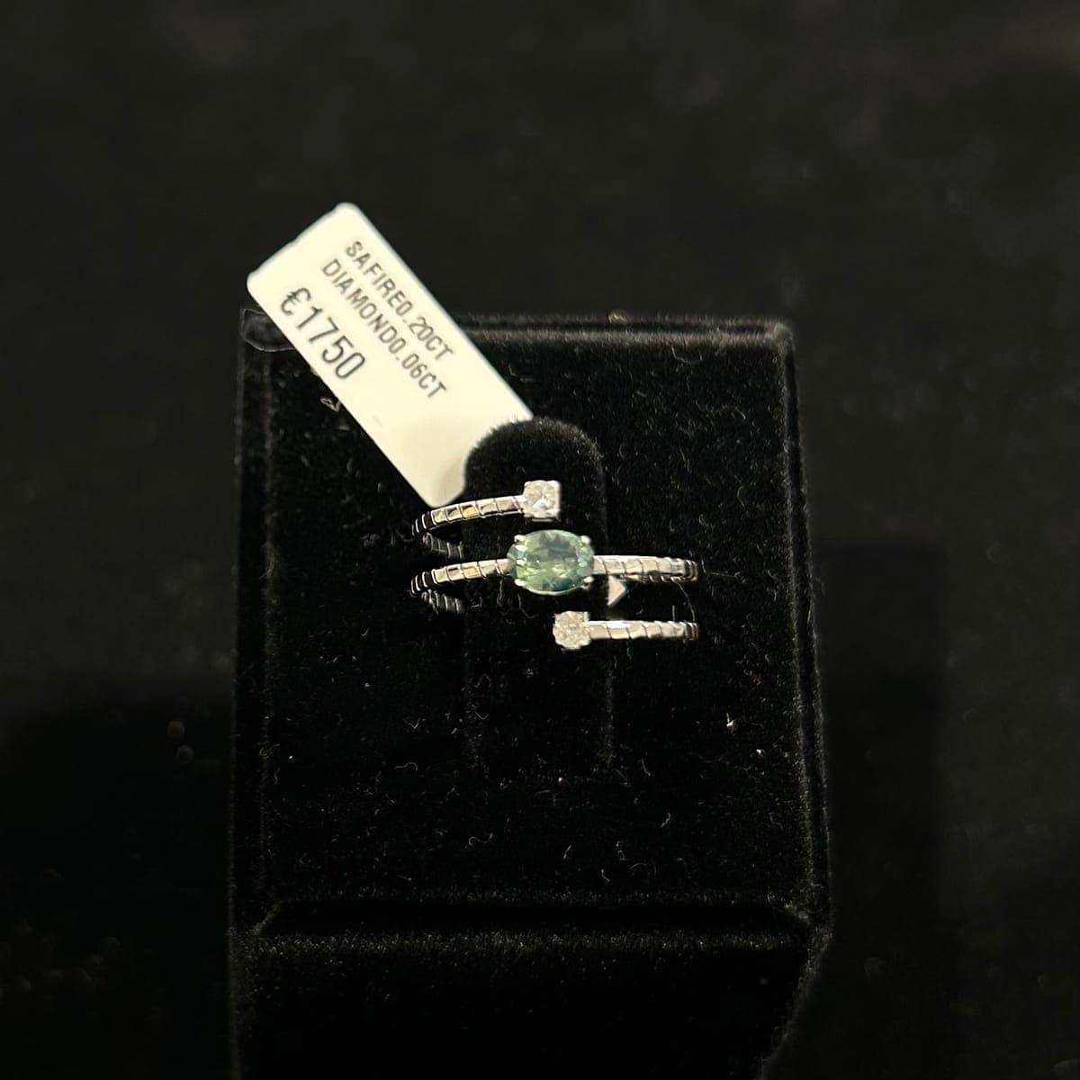 White Gold Diamond & Sapphire Ring