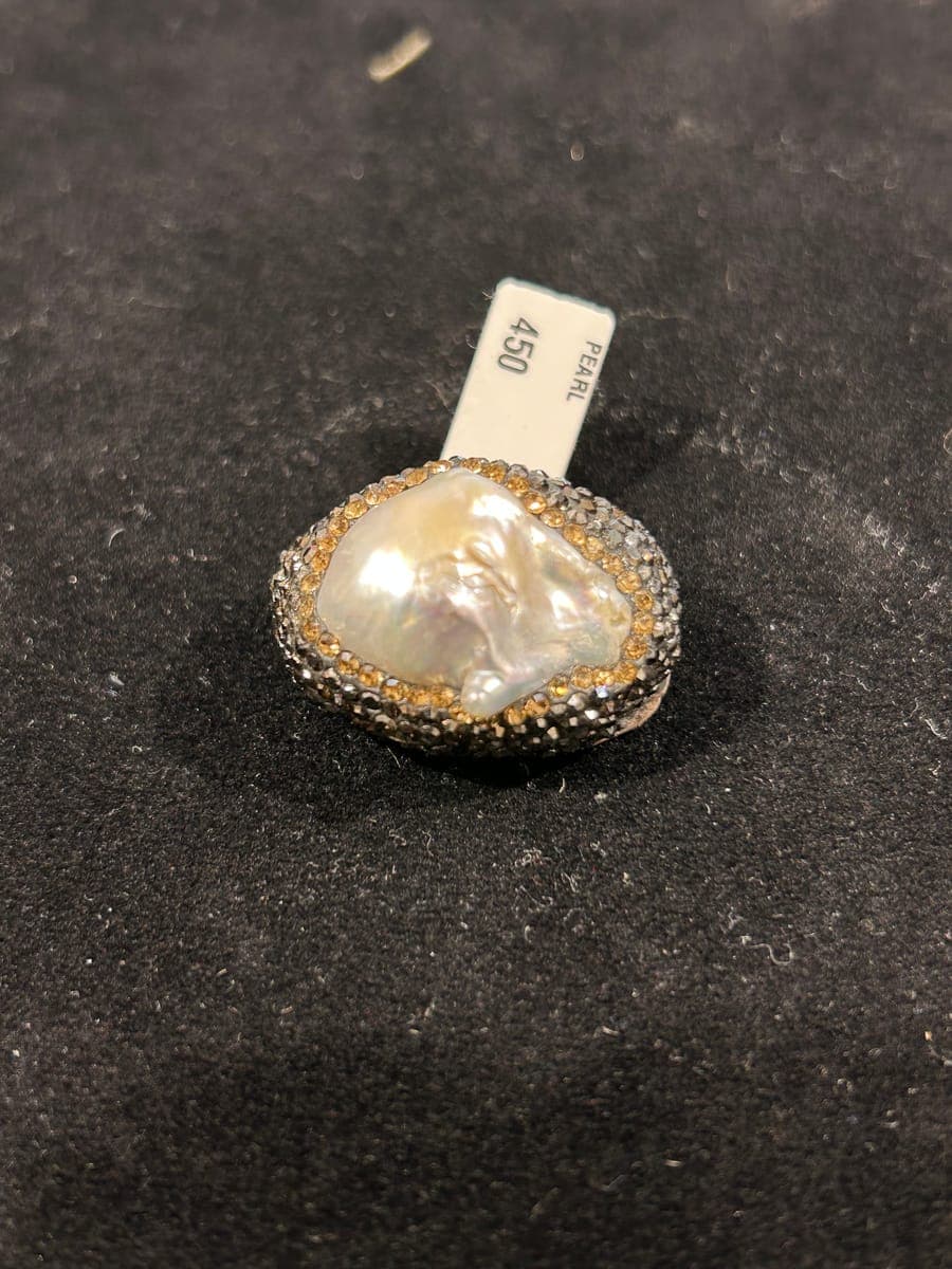 White Gold Pearl Brooch