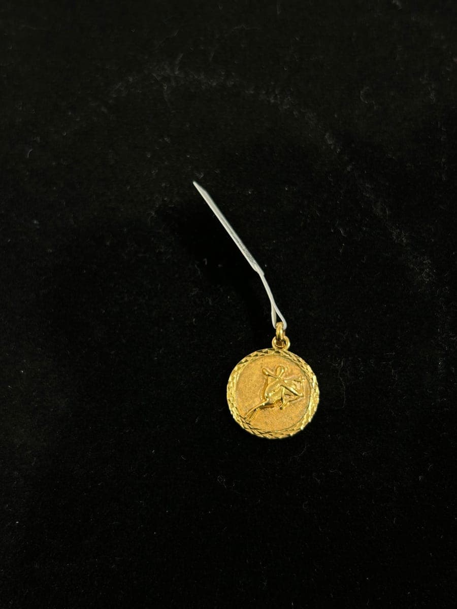 Yellow Gold Pendant