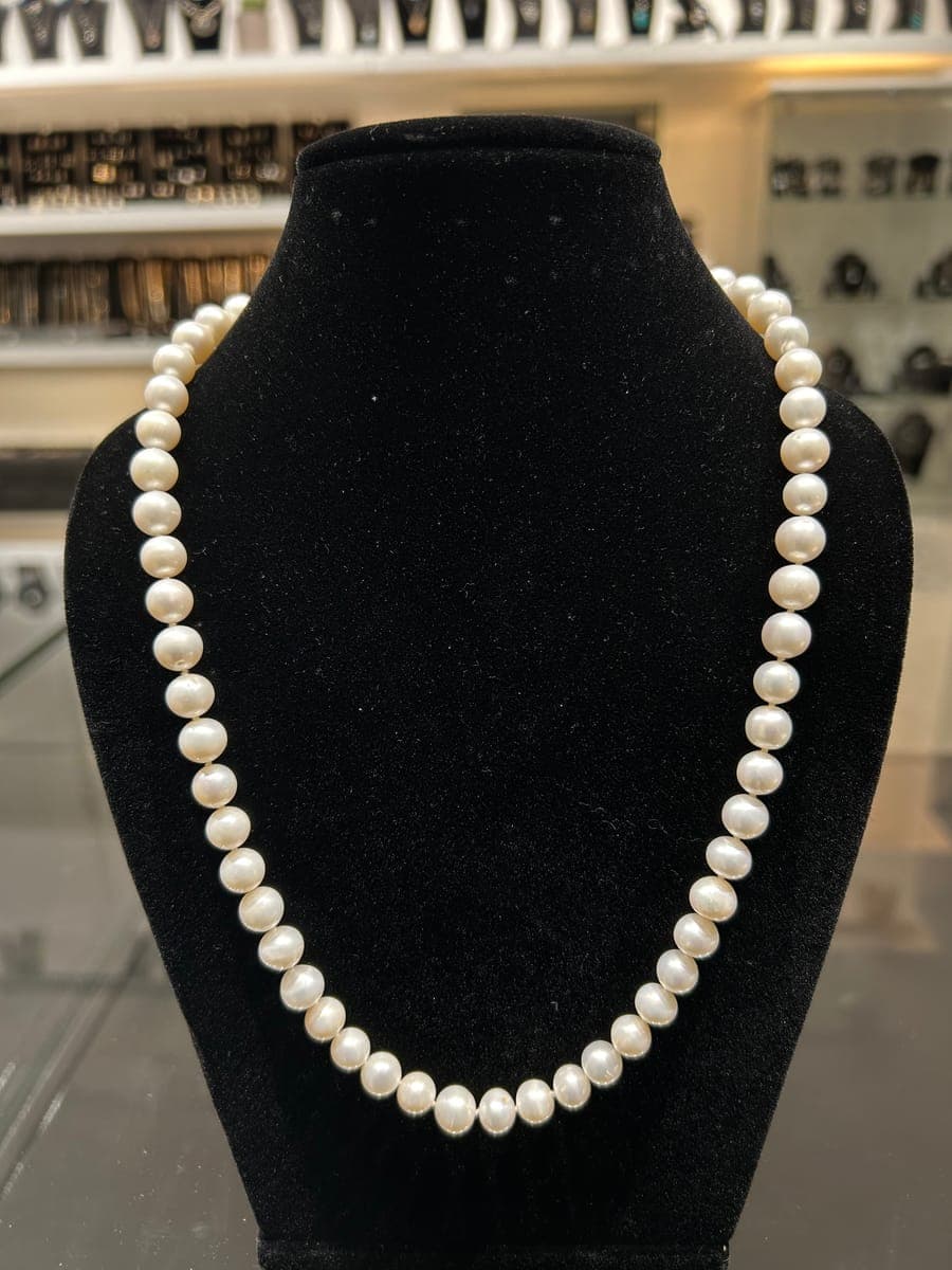 Platinum Pearl Necklace
