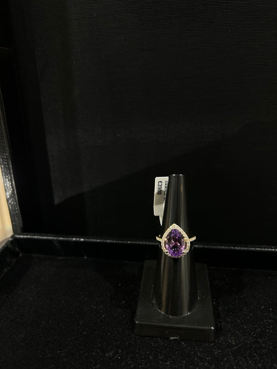 Yellow Gold Diamond & Amethyst Ring