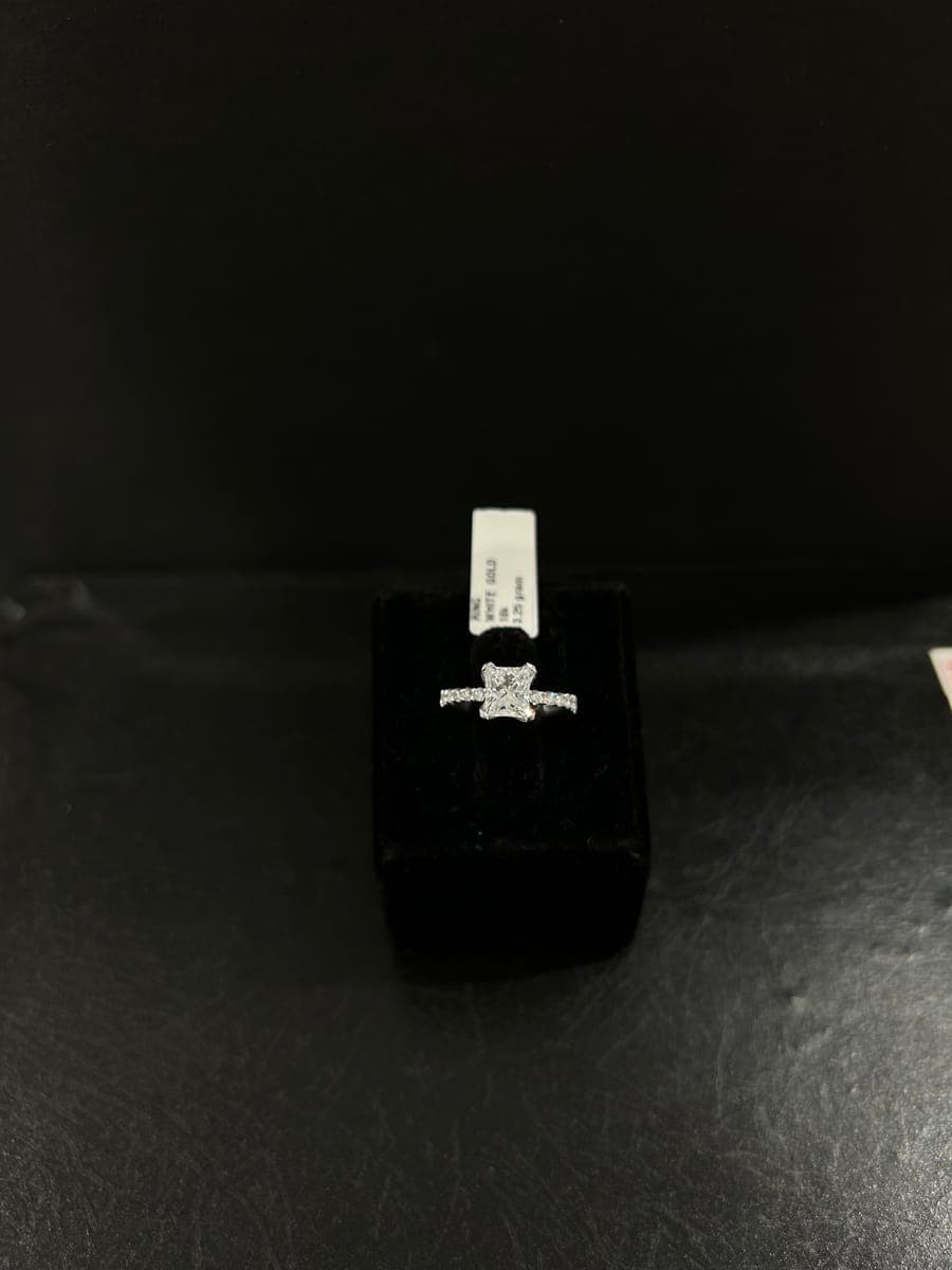 White Gold Diamond Ring