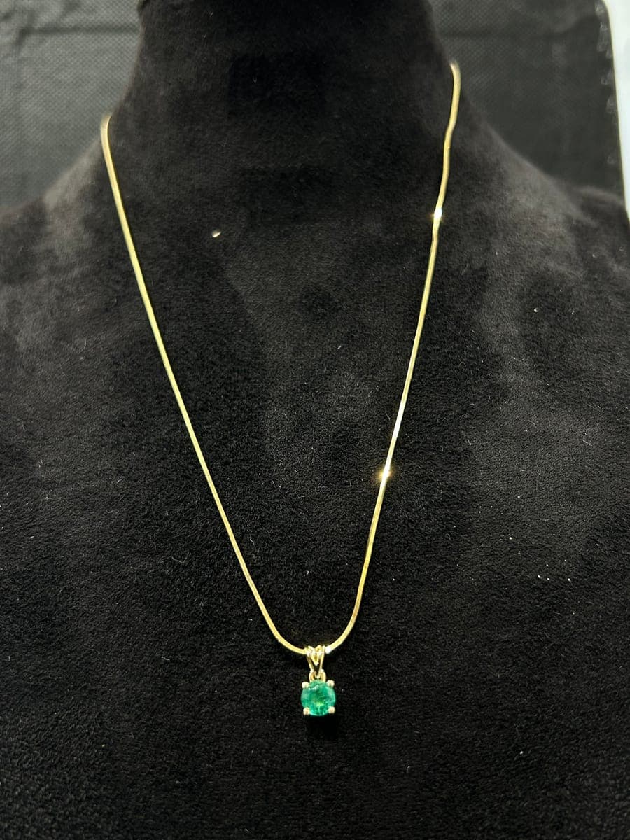 Yellow Gold Emerald Pendant
