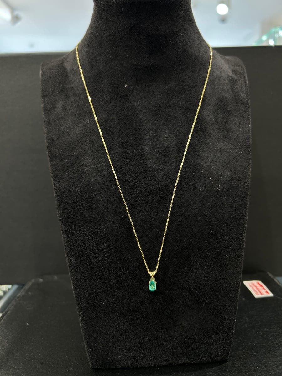 Yellow Gold Emerald Pendant