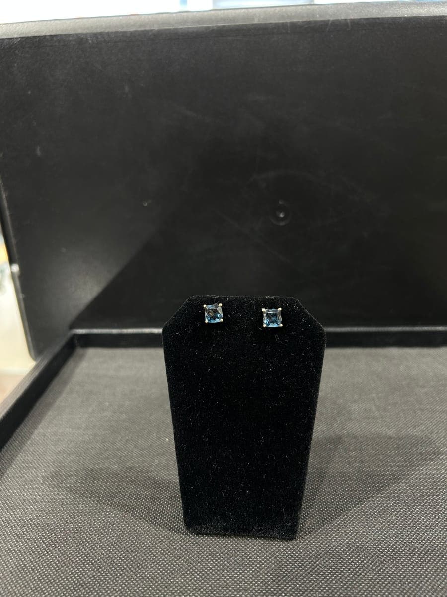 Yellow Gold Topaz Earrings