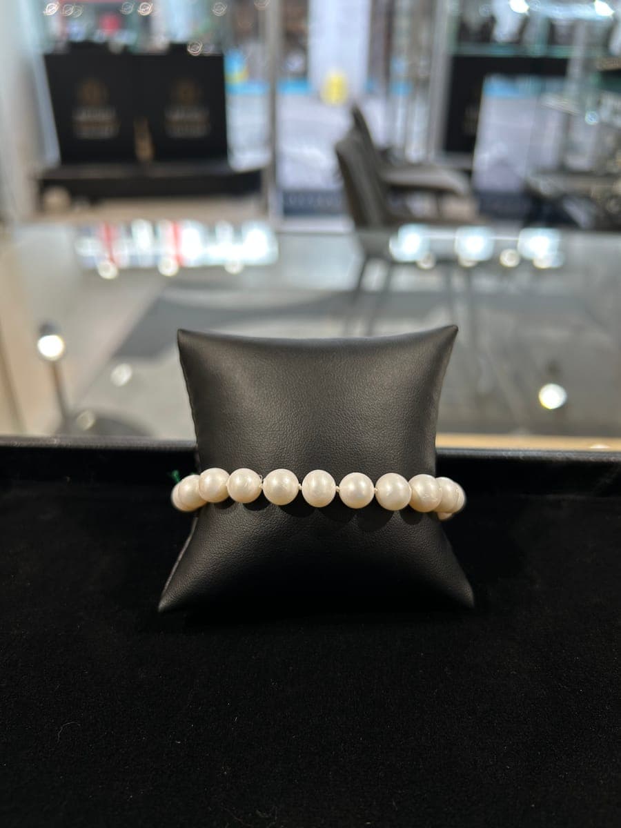 White Gold Pearl Bracelet