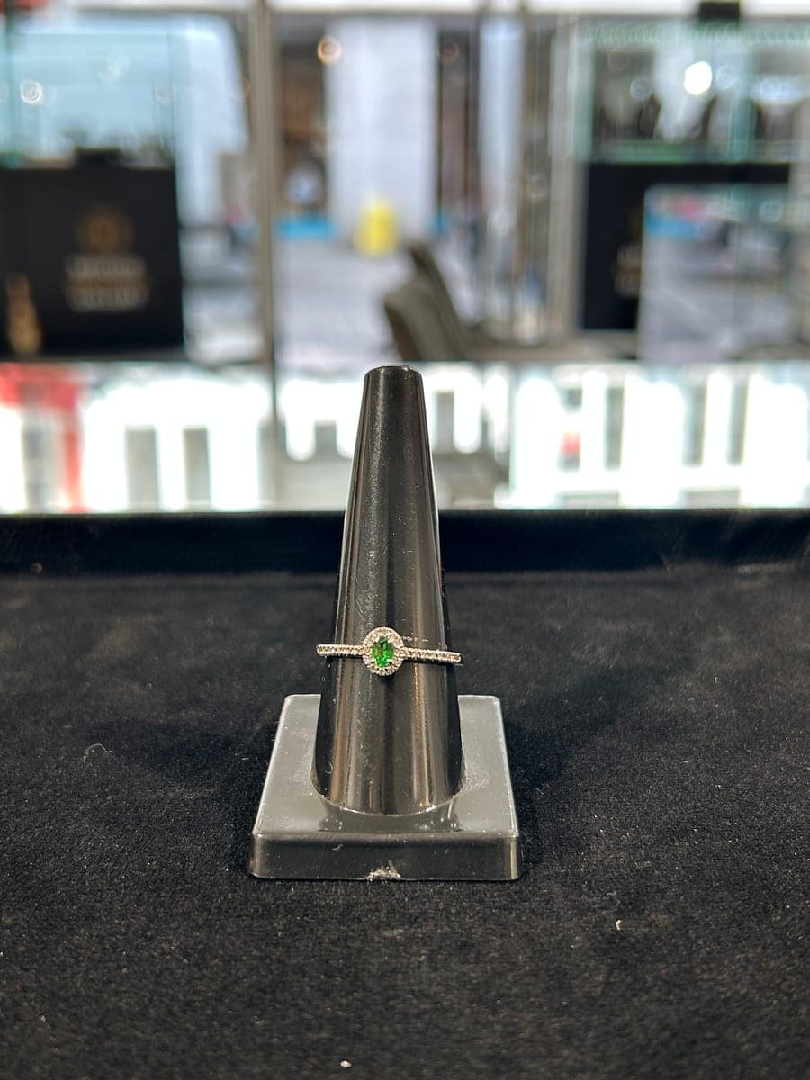 White Gold Diamond & Emerald Ring