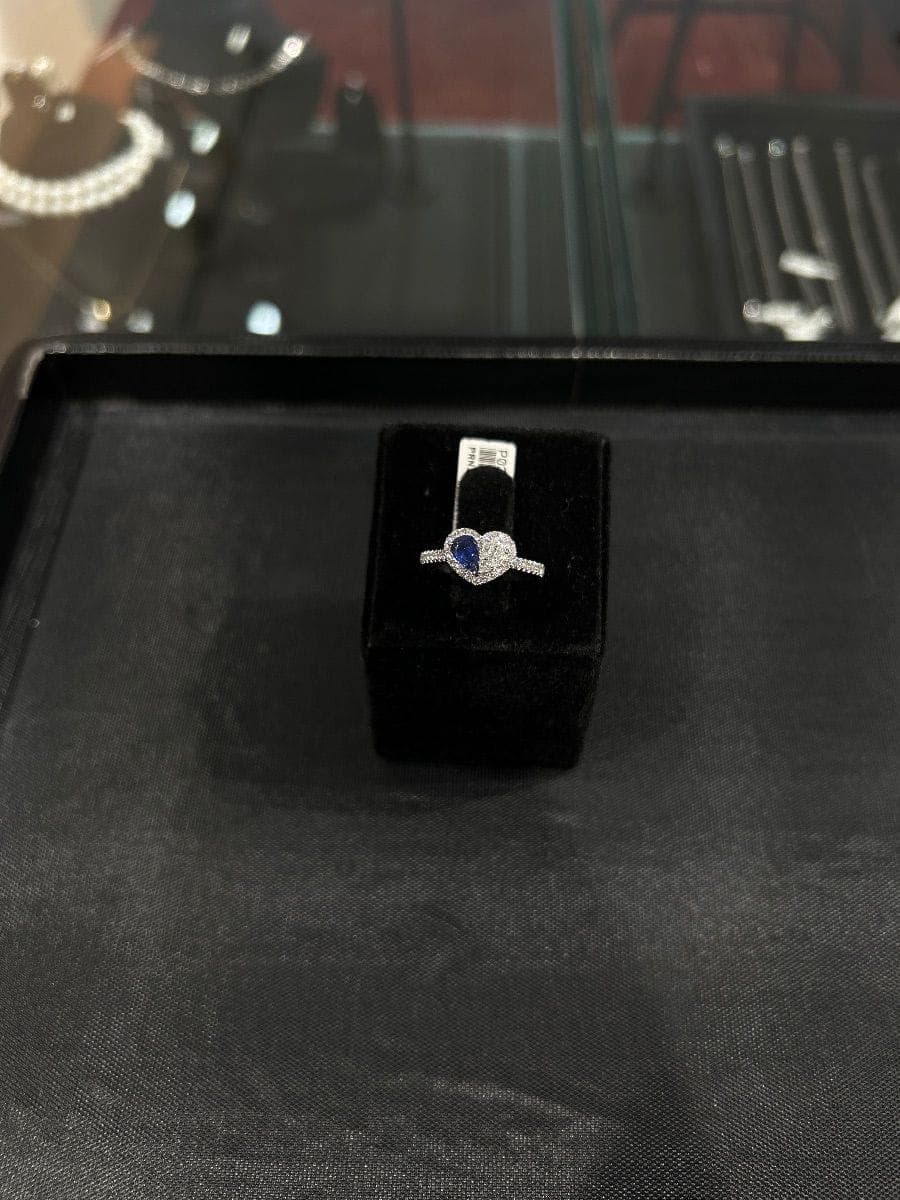 White Gold Diamond & Sapphire Ring