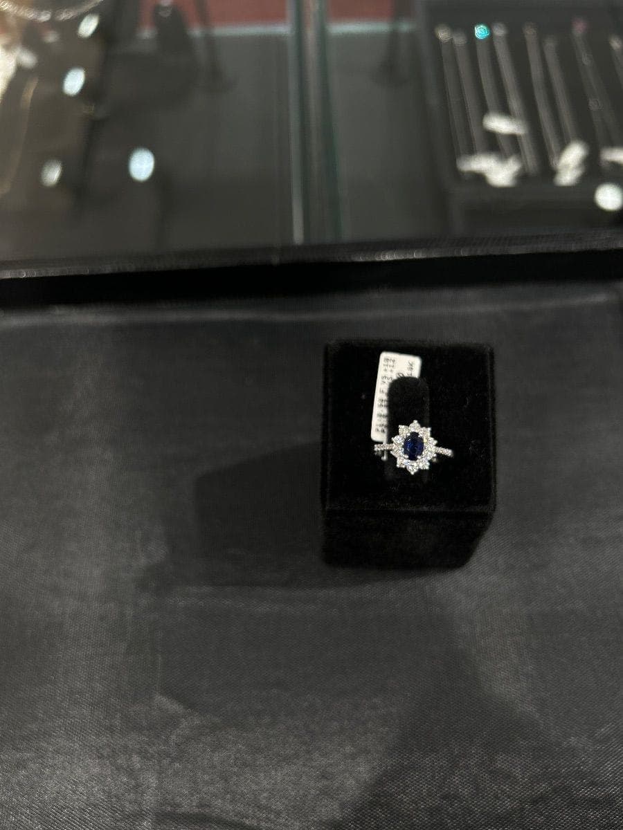 White Gold Diamond & Sapphire Ring