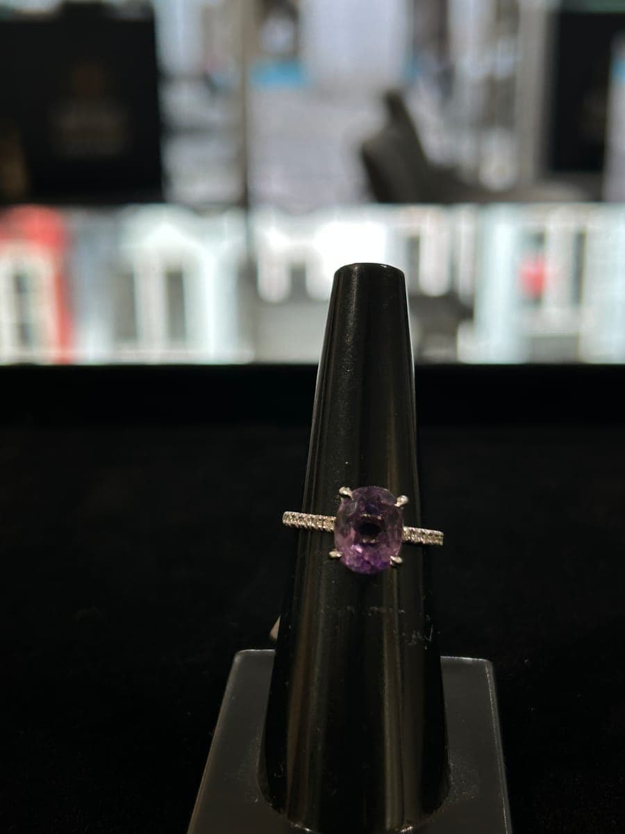 White Gold Amethyst & Diamond Ring