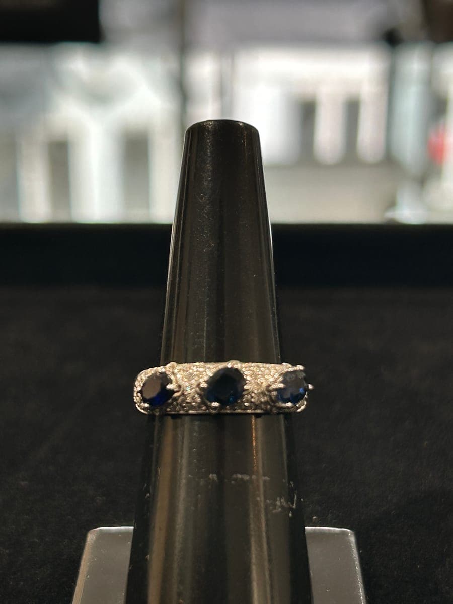 White Gold Sapphire & Diamond Ring