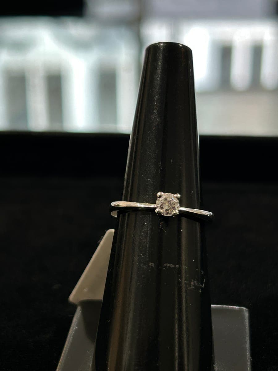 White Gold Diamond Ring